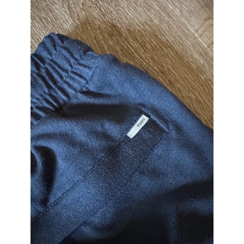 Vuori Navy Performance V438 Tapered Joggers Size M - Picture 5 of 6